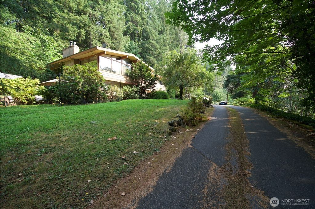 Photo of 15440 SE May Valley Road, Renton, WA 98059 (MLS # 2479553)