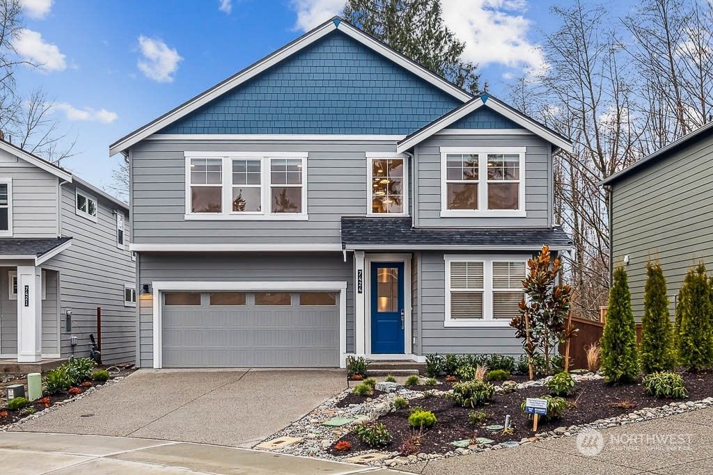 Photo of 7424 NE 203rd Street #6, Kenmore, WA 98028 (MLS # 2185454)