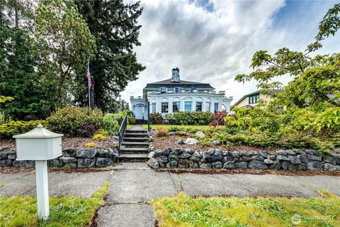 1324 E 2nd Street Port Angeles WA 98362
