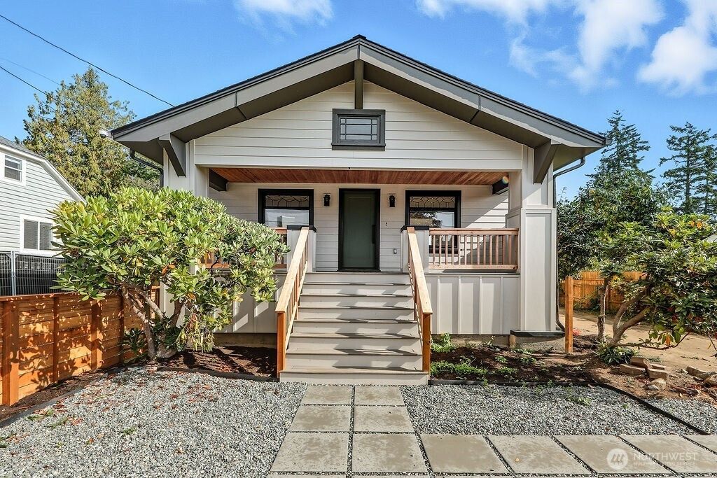 Photo of 11738 Phinney Avenue N #A, Seattle, WA 98133 (MLS # 2476252)