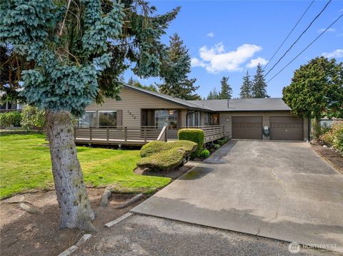 Photo of 1874 Edgewood Drive, Camano Island, WA 98282 (MLS # 2496743)