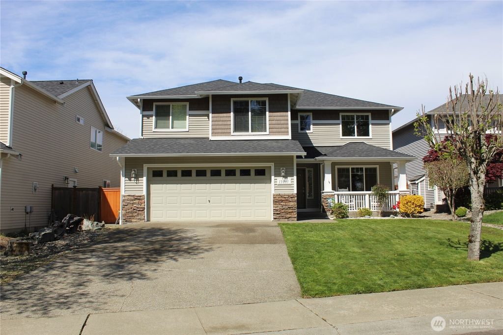 Photo of 13811 176th Street E, Puyallup, WA 98374 (MLS # 2510759)