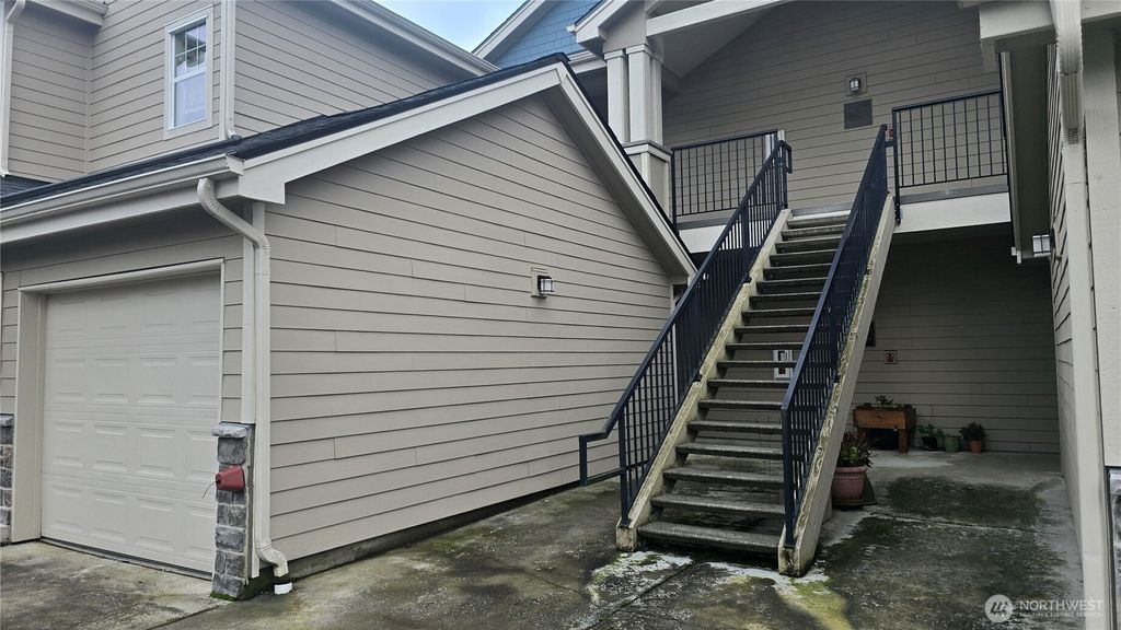 Photo of 4319 SE Issaquah-Pine Lake Road #905, Sammamish, WA 98075 (MLS # 2468184)