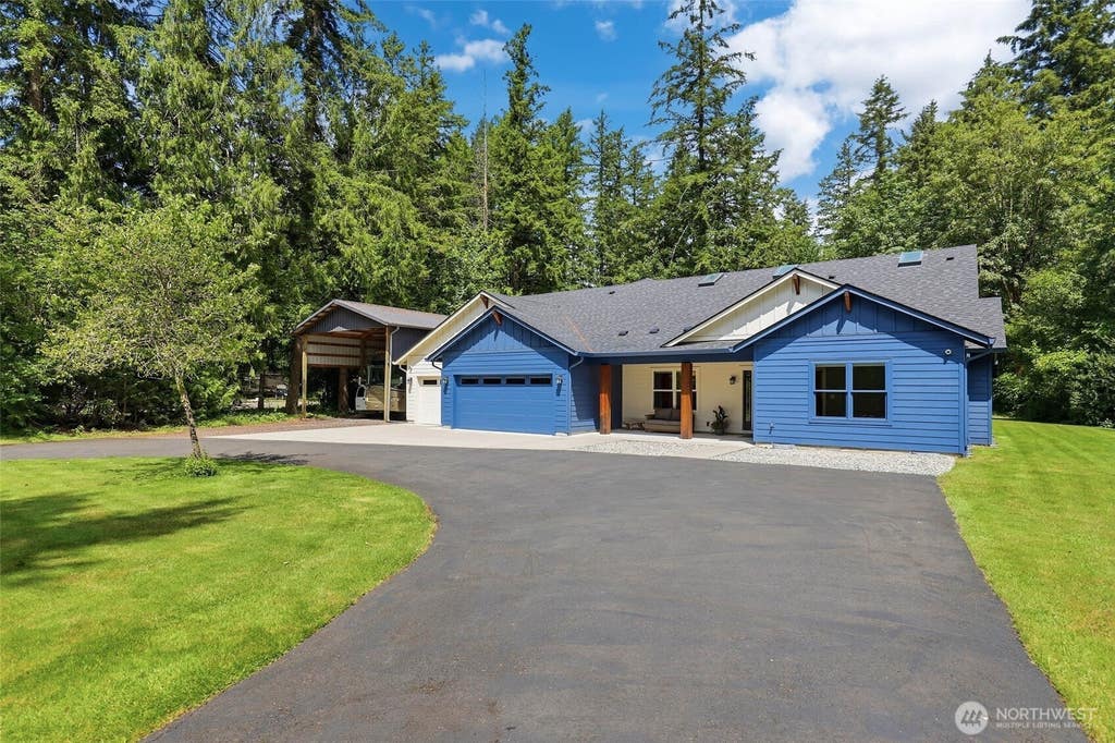 Photo of 20126 SE 308th Street, Kent, WA 98042 (MLS # 2559517)