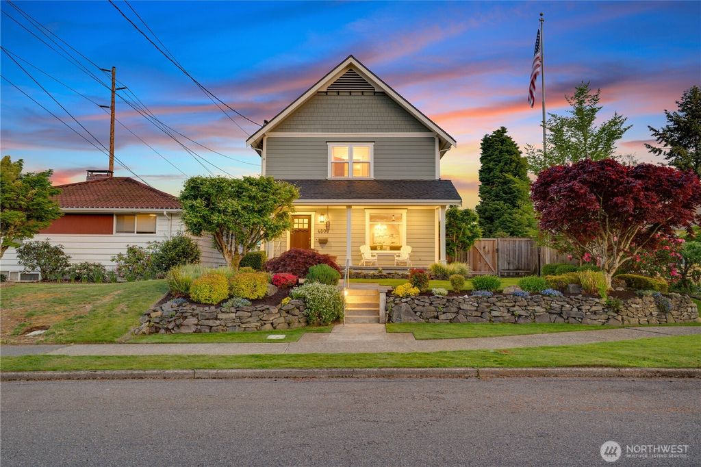 Photo of 4806 N 12th Street, Tacoma, WA 98406 (MLS # 2518001)
