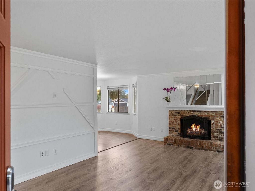Photo of 12434 SE 274th Street, Kent, WA 98030 (MLS # 2439619)