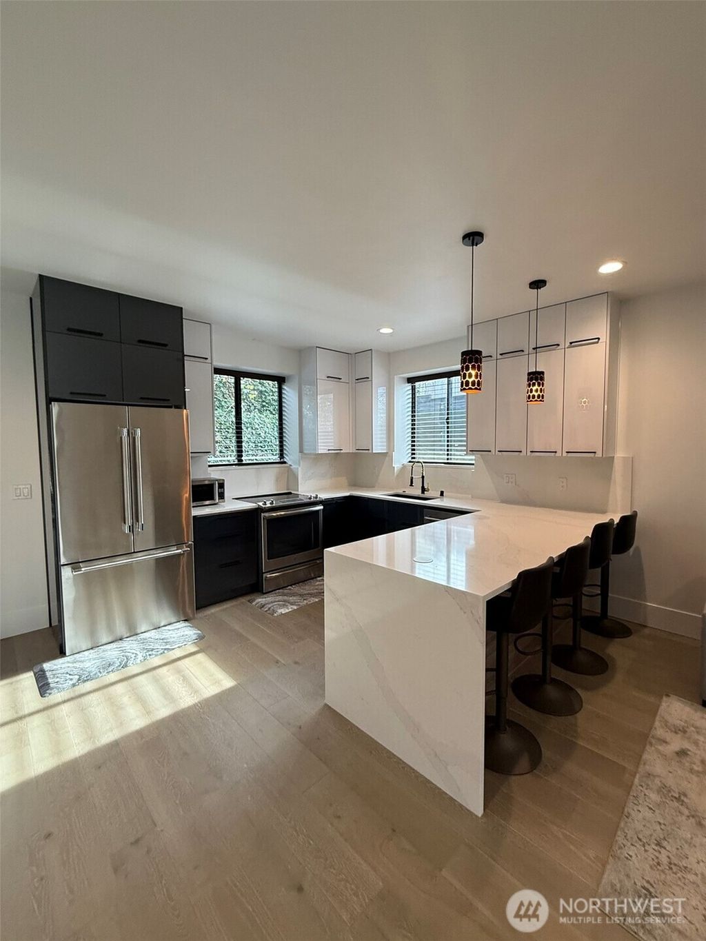 Photo of 829 S 242nd Street #B, Des Moines, WA 98198 (MLS # 2471657)