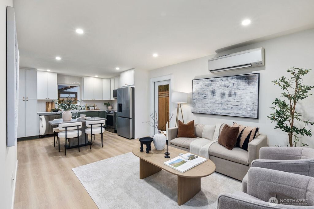 Photo of 7555 32nd Avenue SW #B, Seattle, WA 98126 (MLS # 2474894)