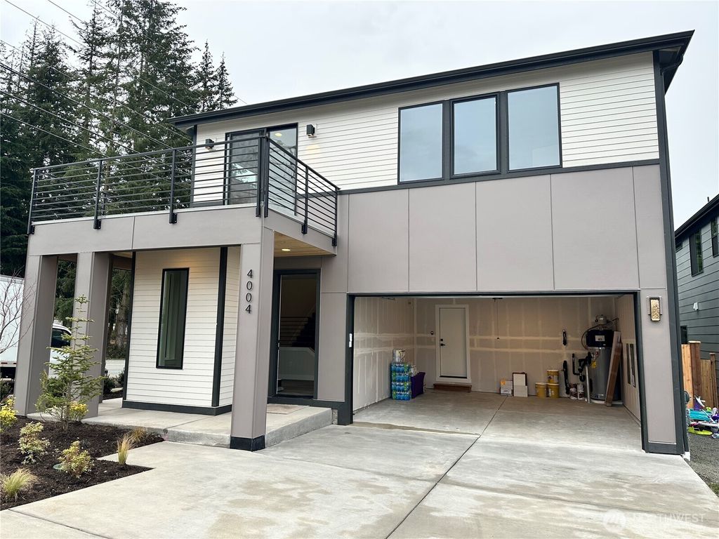 Photo of 4004 179th Place SE, Bothell, WA 98012 (MLS # 2335010)