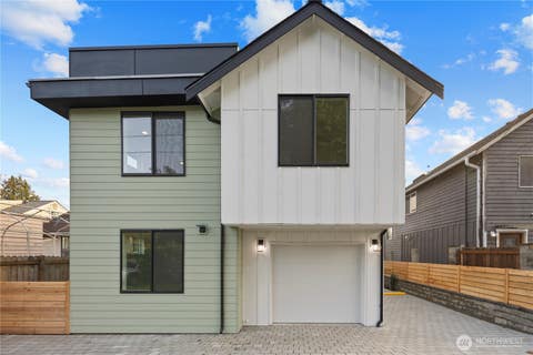 Photo of 516 N 102nd Street, Seattle, WA 98133 (MLS # 2566747)