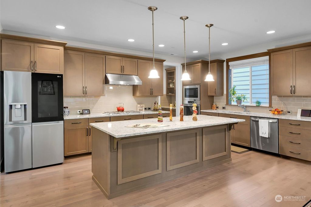 Photo of 12005 NE 173rd Court, Bothell, WA 98011 (MLS # 2170222)