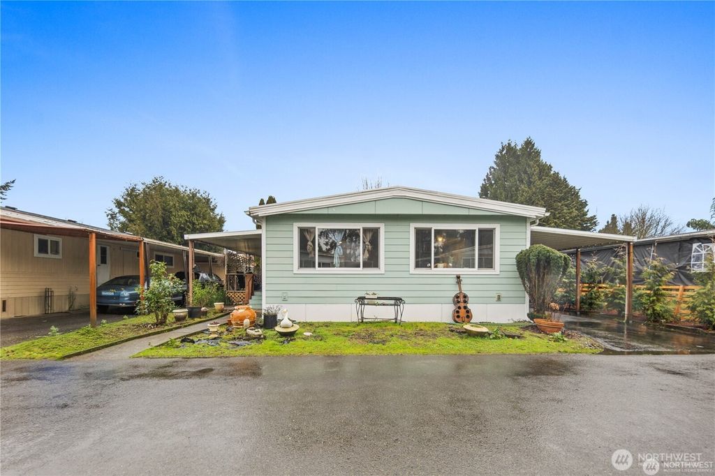 Photo of 15713 81st Street E #135, Puyallup, WA 98372 (MLS # 2512237)