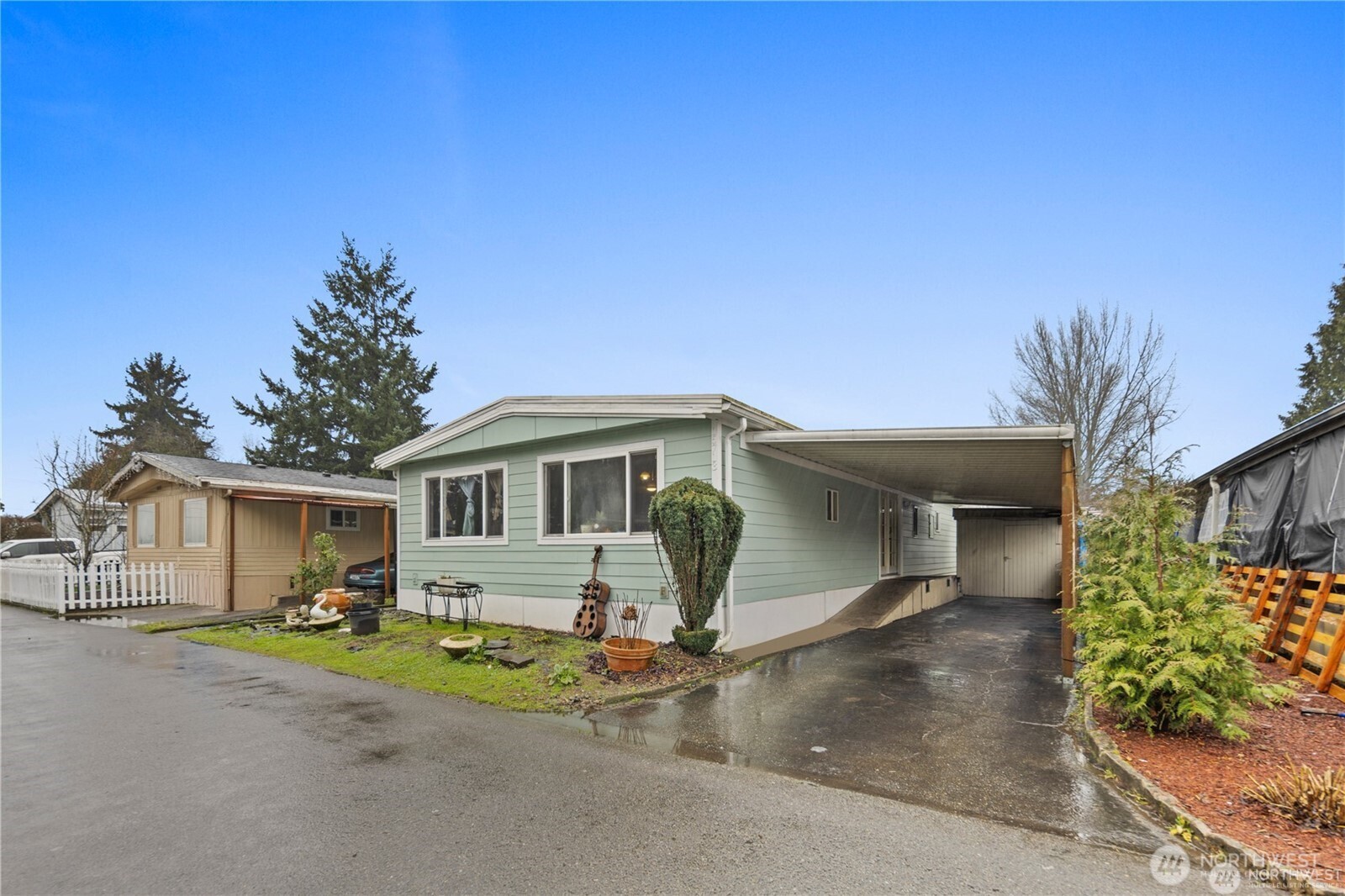15713 81st Street E 135