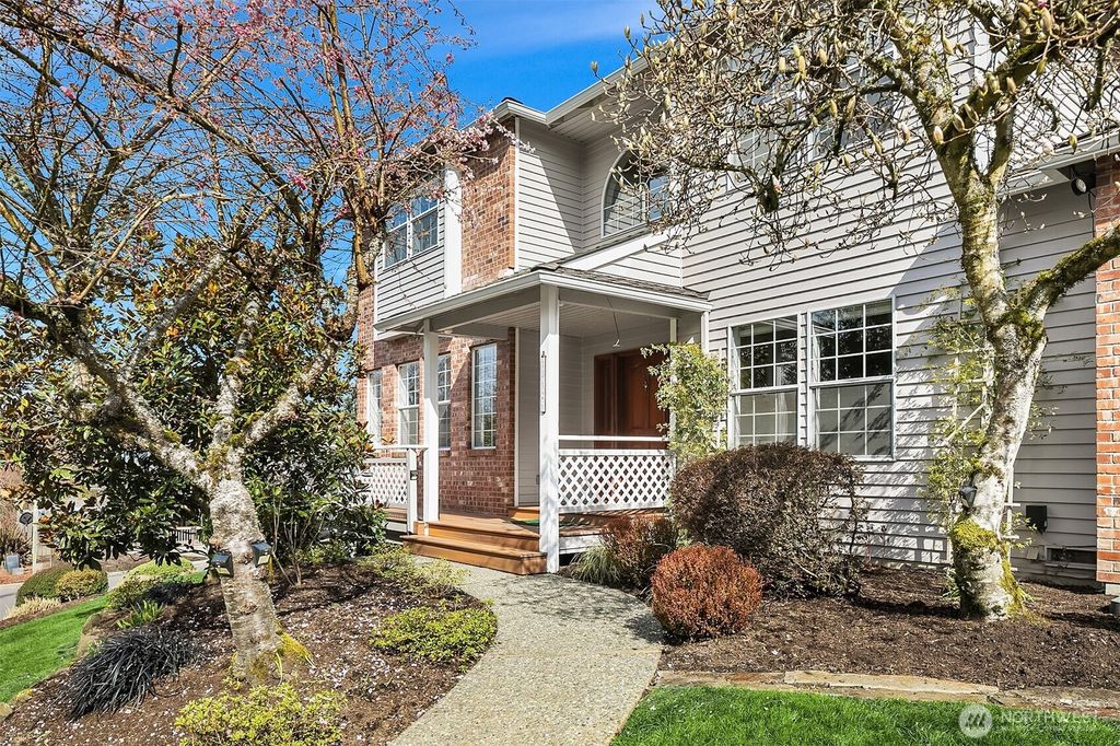 Photo of 18126 6th Place SW, Normandy Park, WA 98166 (MLS # 2346601)