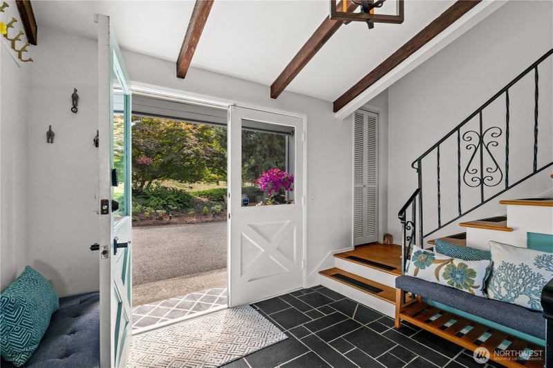 780 Greenoch Loop