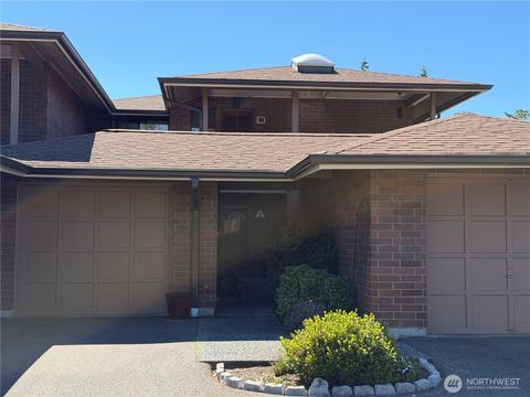 Photo of 8112 53rd Avenue W #611, Mukilteo, WA 98275 (MLS # 2542452)