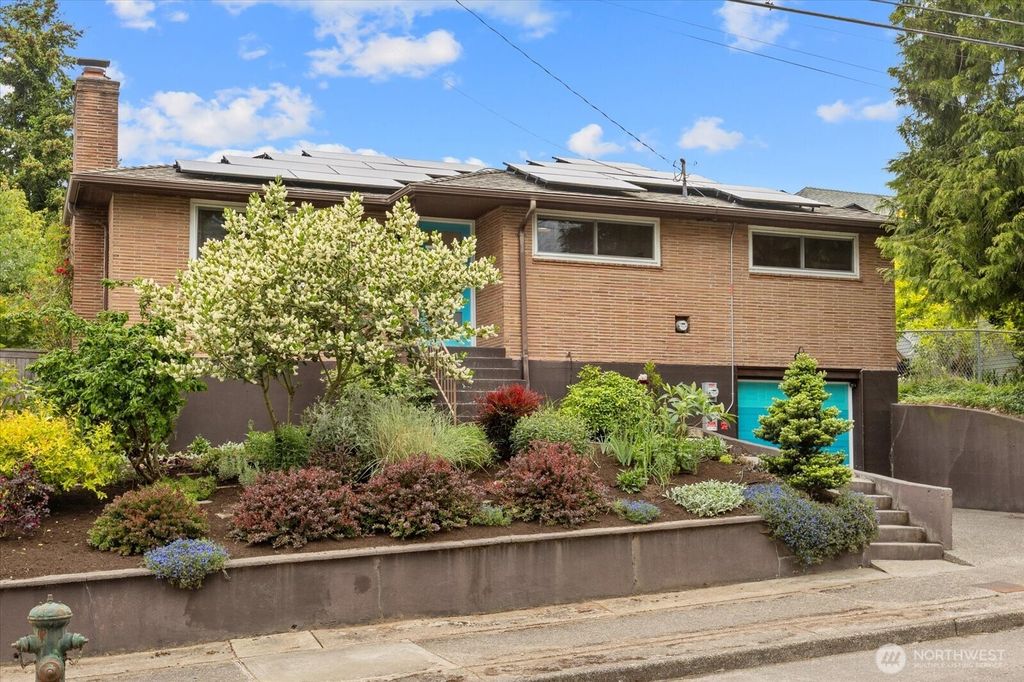Photo of 4312 S Holly Street, Seattle, WA 98118 (MLS # 2375263)