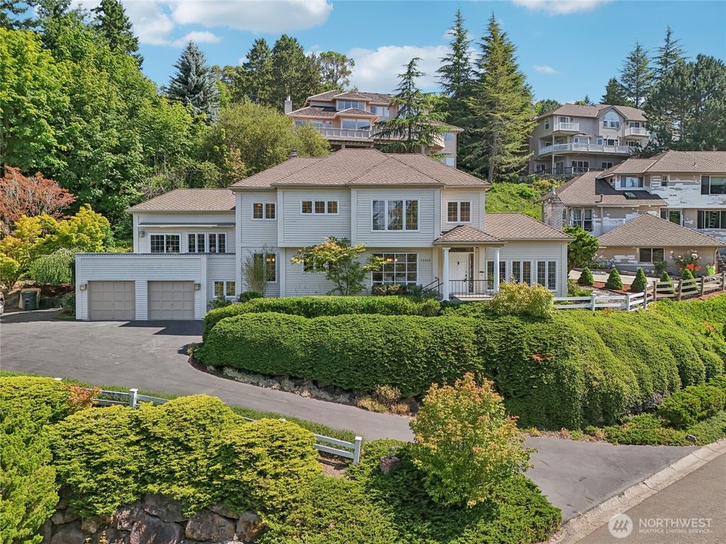 Photo of 13810 SE 51st Place, Bellevue, WA 98006 (MLS # 2401684)