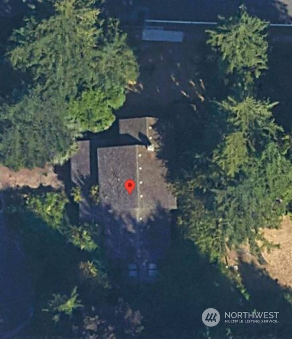 Photo of 9118 169th Court NE, Redmond, WA 98052 (MLS # 2285159)