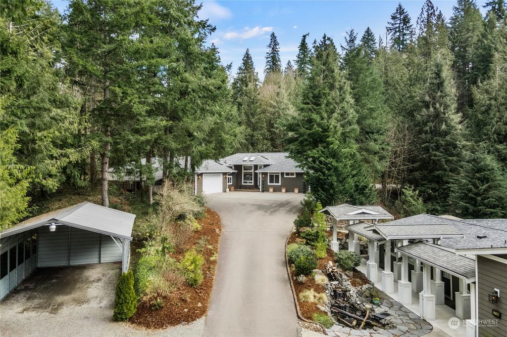 Photo of 17502 Issaquah Hobart Rd Rd SE, Issaquah, WA 98027 (MLS # 2210243)