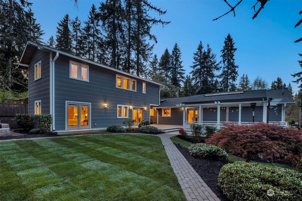 Photo of 13801 NE 74th Street, Redmond, WA 98052 (MLS # 2223575)