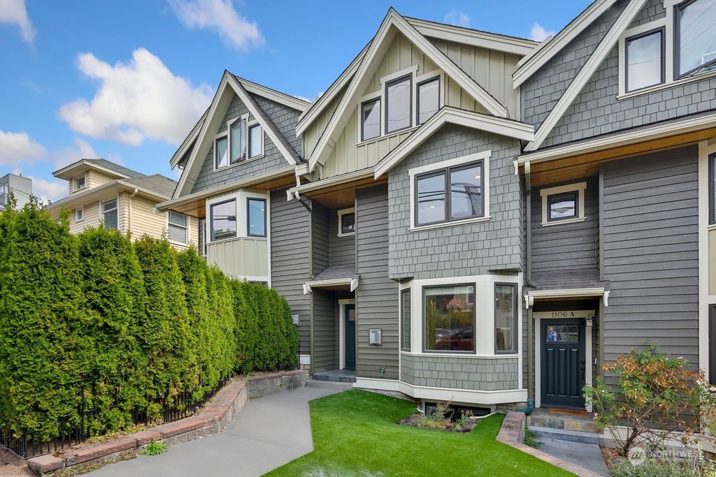 Photo of 1106 Taylor Avenue N, Seattle, WA 98109 (MLS # 2184929)