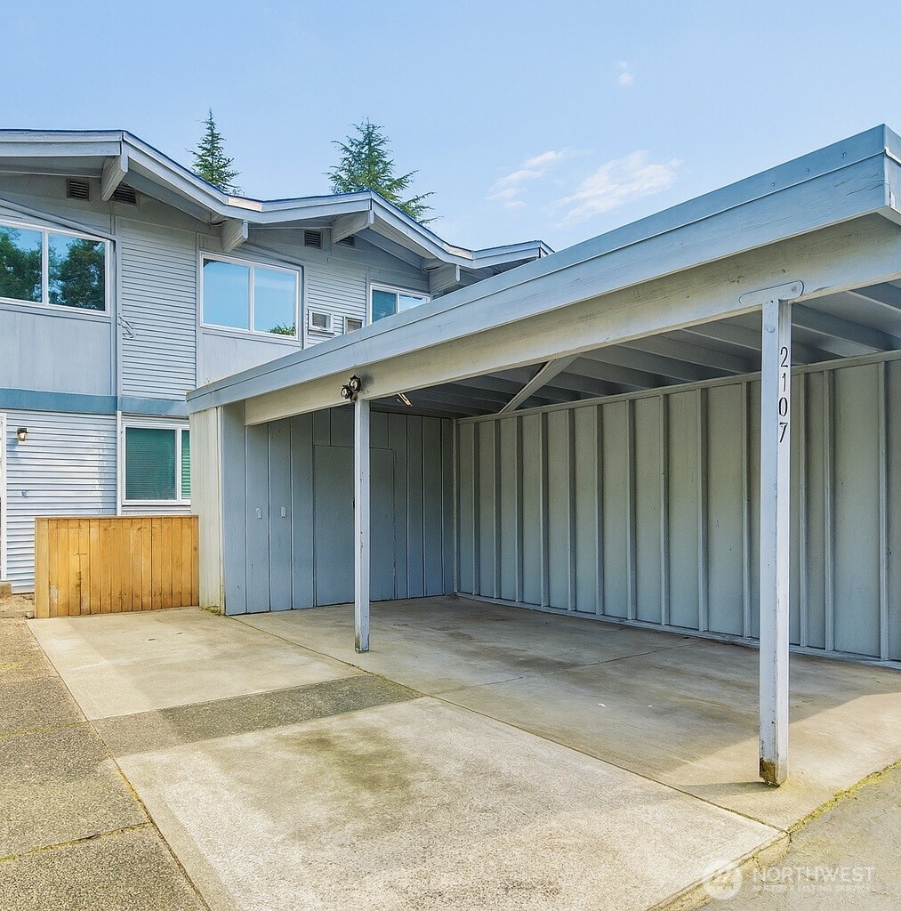 2107 S Kent Des Moines Road 41