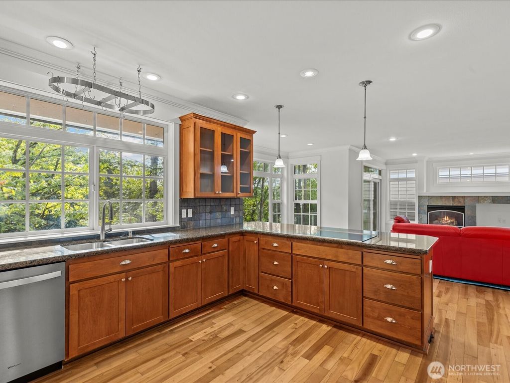 Photo of 2626 Williams Avenue N, Renton, WA 98056 (MLS # 2439896)