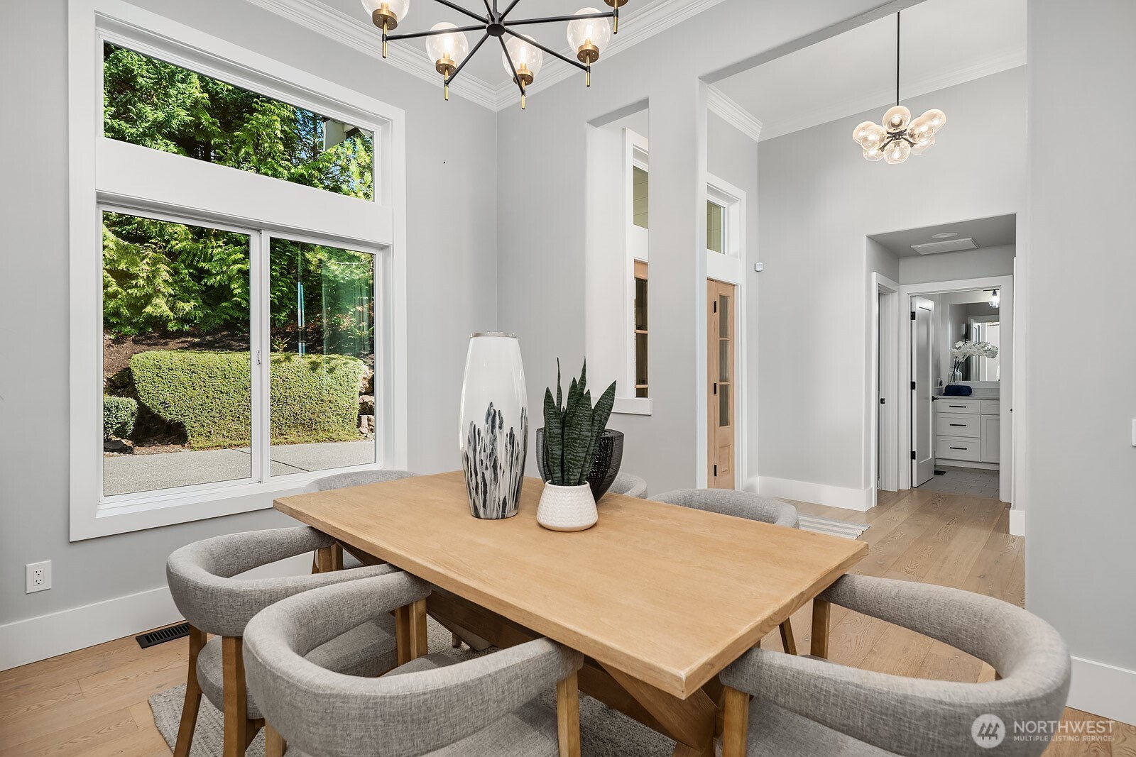 1650 204th Avenue NE