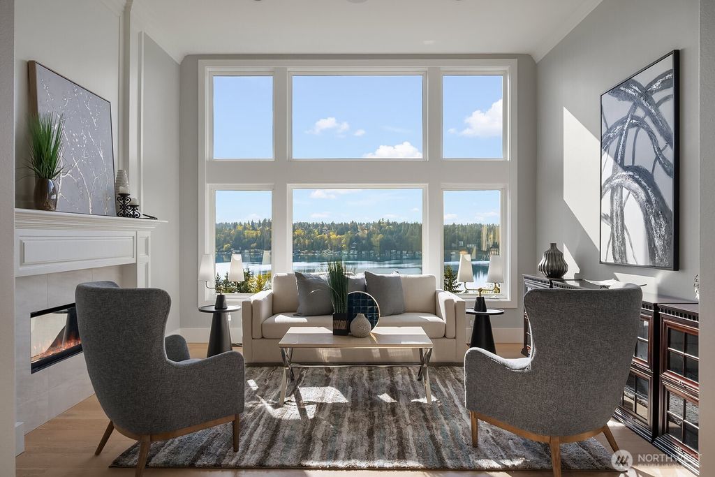 Photo of 1650 204th Avenue NE, Sammamish, WA 98074 (MLS # 2507427)