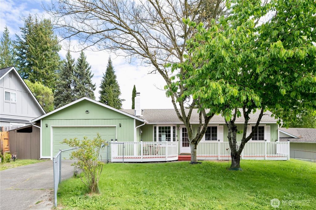 Photo of 12506 SE 232nd st St, Kent, WA 98031 (MLS # 2380280)