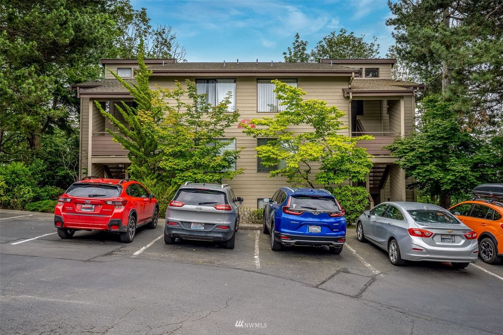 Photo of 15254 Sunwood Boulevard #E22, Tukwila, WA 98188 (MLS # 1955531)