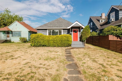 Photo of 1108 Warren Avenue, Bremerton, WA 98337 (MLS # 2543412)