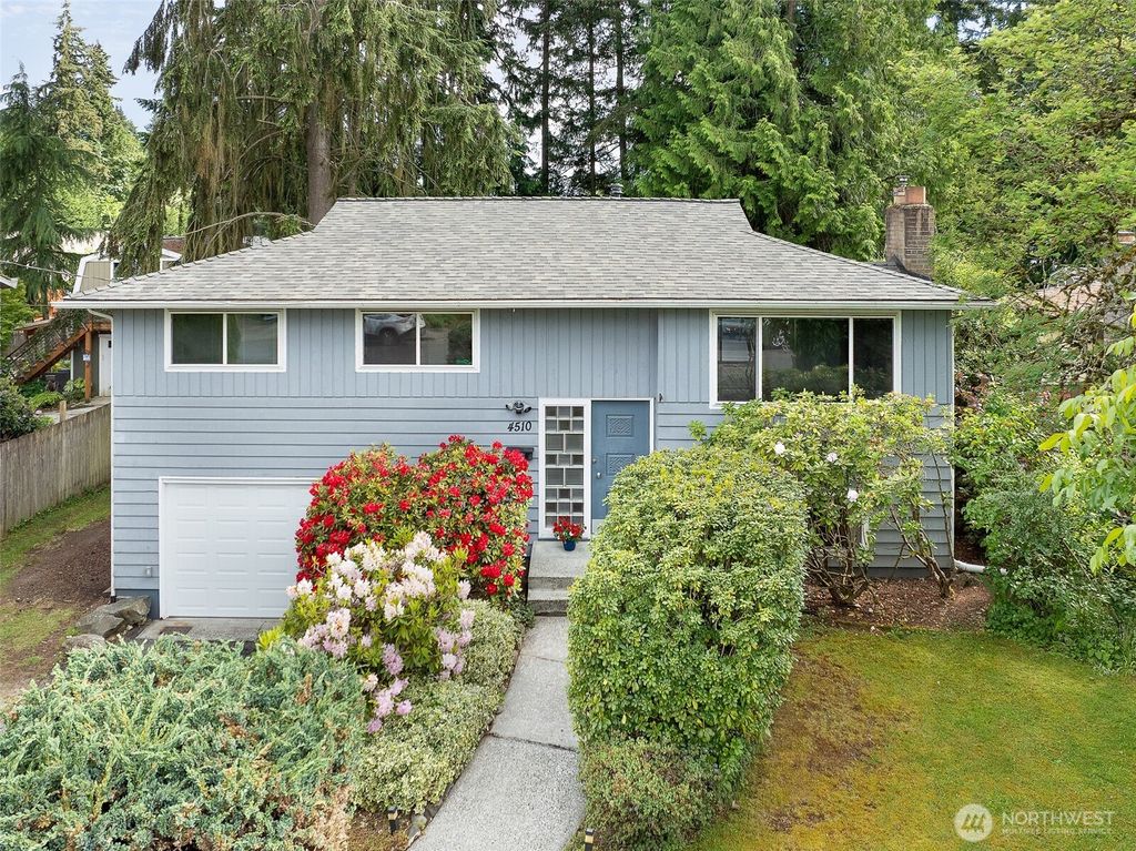 Photo of 4510 237th Place SW, Mountlake Terrace, WA 98043 (MLS # 2525983)