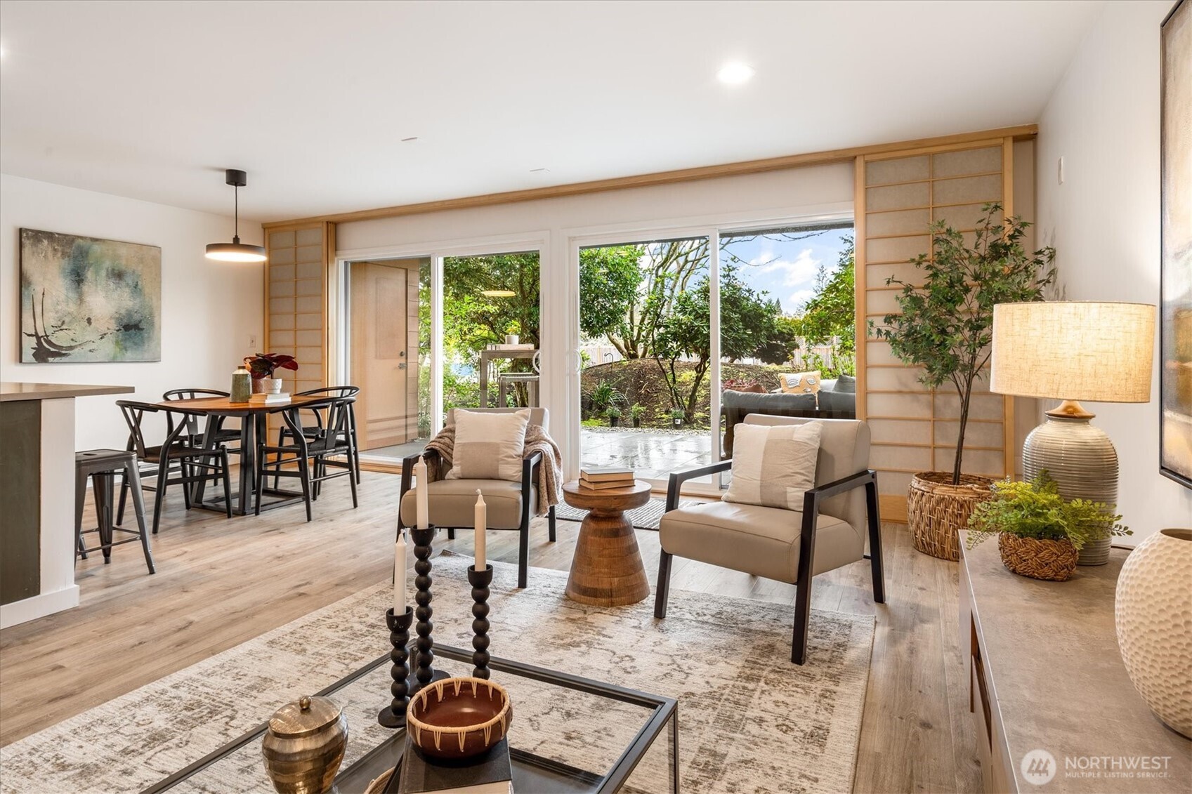 2501 Canterbury Lane E 122