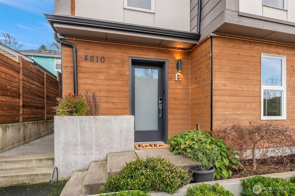 Photo of 4810 Delridge Way SW #E, Seattle, WA 98106 (MLS # 2468053)