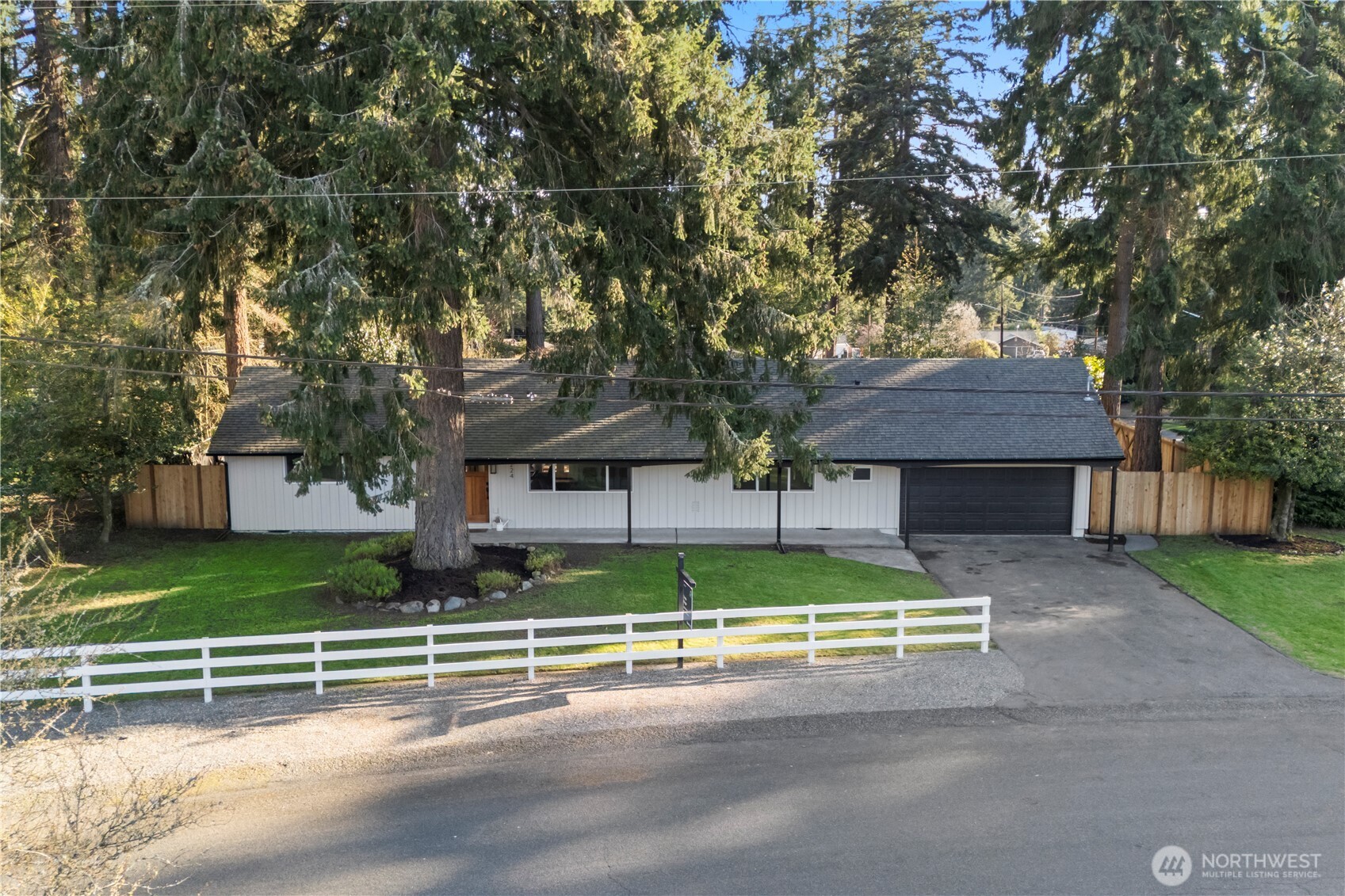 9224 Westmont Pl SW