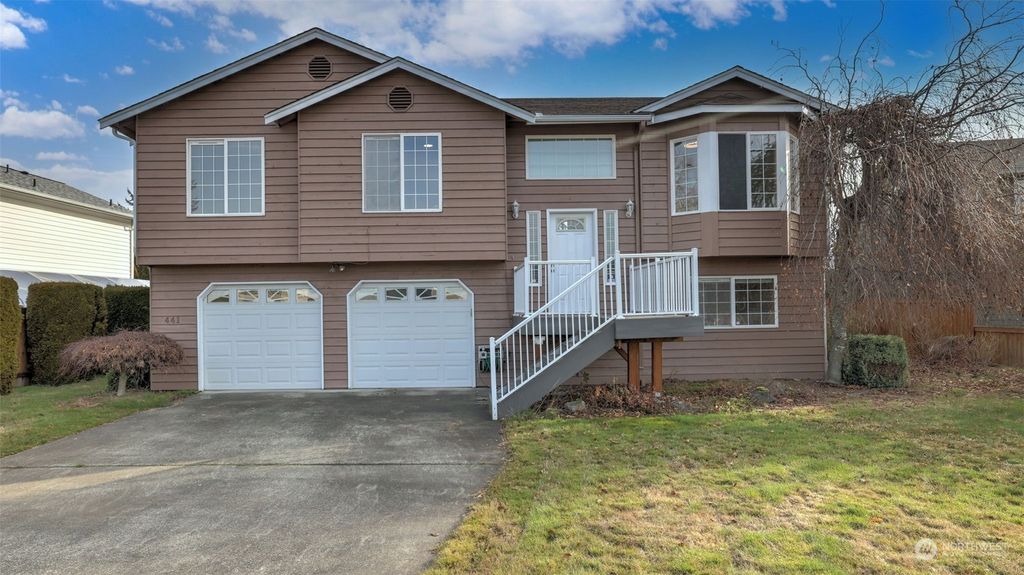 Photo of 441 Hawthorne Avenue S, Pacific, WA 98047 (MLS # 2031971)