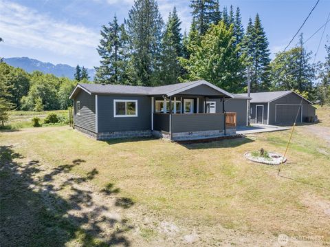 Photo of 1806 Monroe Road, Port Angeles, WA 98362 (MLS # 2547134)