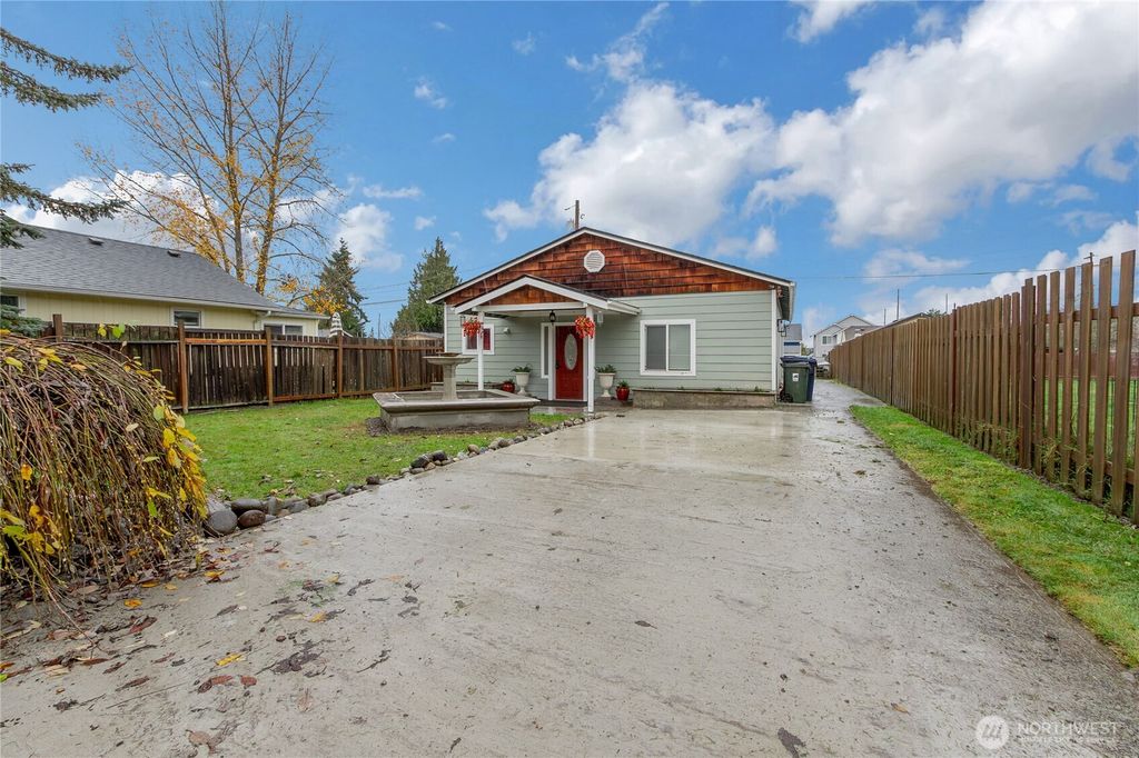 Photo of 1319 E 66th Street, Tacoma, WA 98404 (MLS # 2460271)