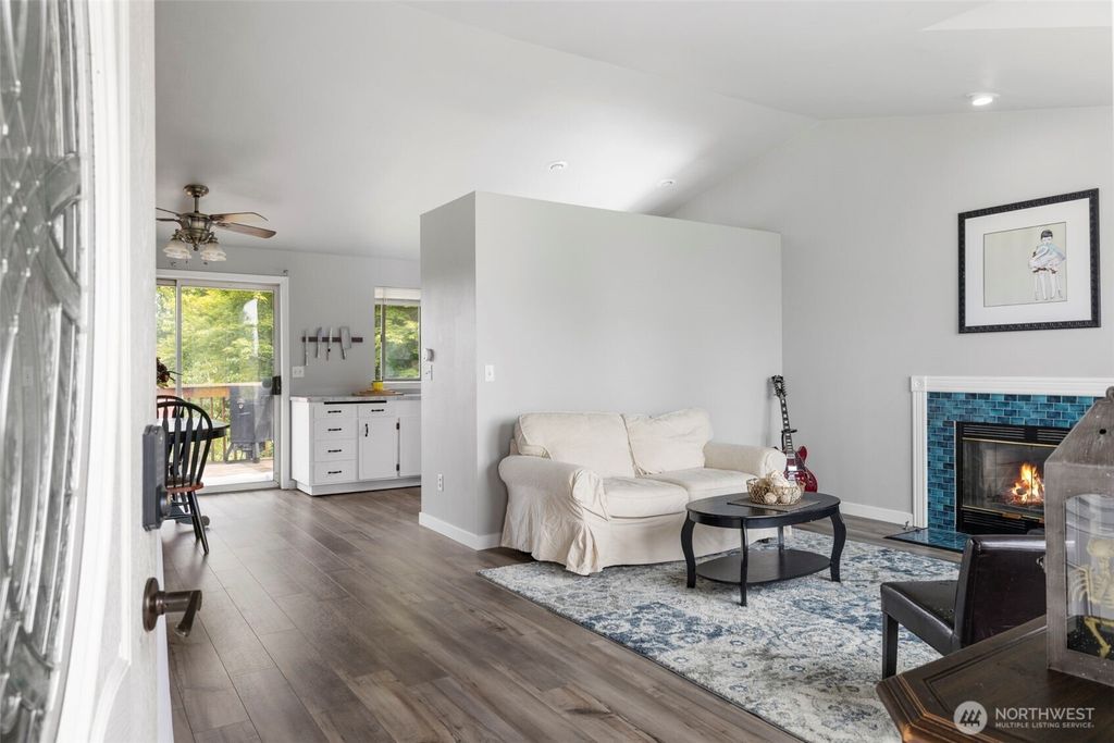 Photo of 1521 90th Drive NE, Lake Stevens, WA 98258 (MLS # 2398728)