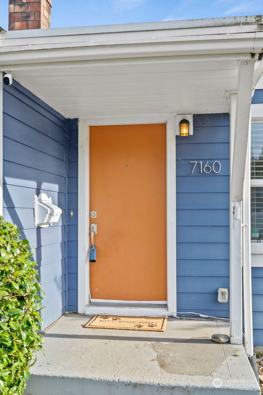 Photo of 7160 28th Avenue SW, Seattle, WA 98126 (MLS # 2325822)