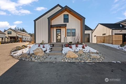 3915 Crosswinds Court, Anacortes, WA 98221 - MLS#: 2289150