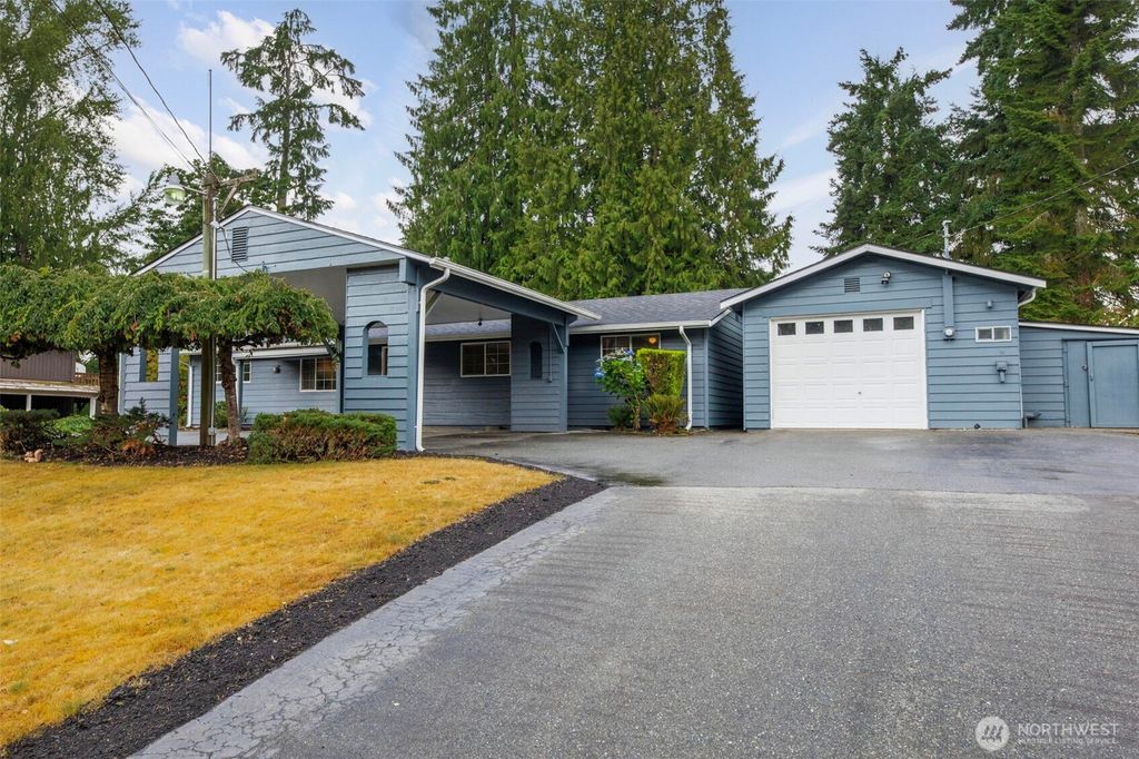 Photo of 23416 38th Place W, Brier, WA 98036 (MLS # 2367889)