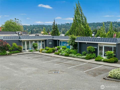Photo of 6505 NE 181st Street, Kenmore, WA 98028 (MLS # 2537705)