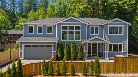 Photo of 18829 33rd Avenue NE, Lake Forest Park, WA 98155 (MLS # 2554702)