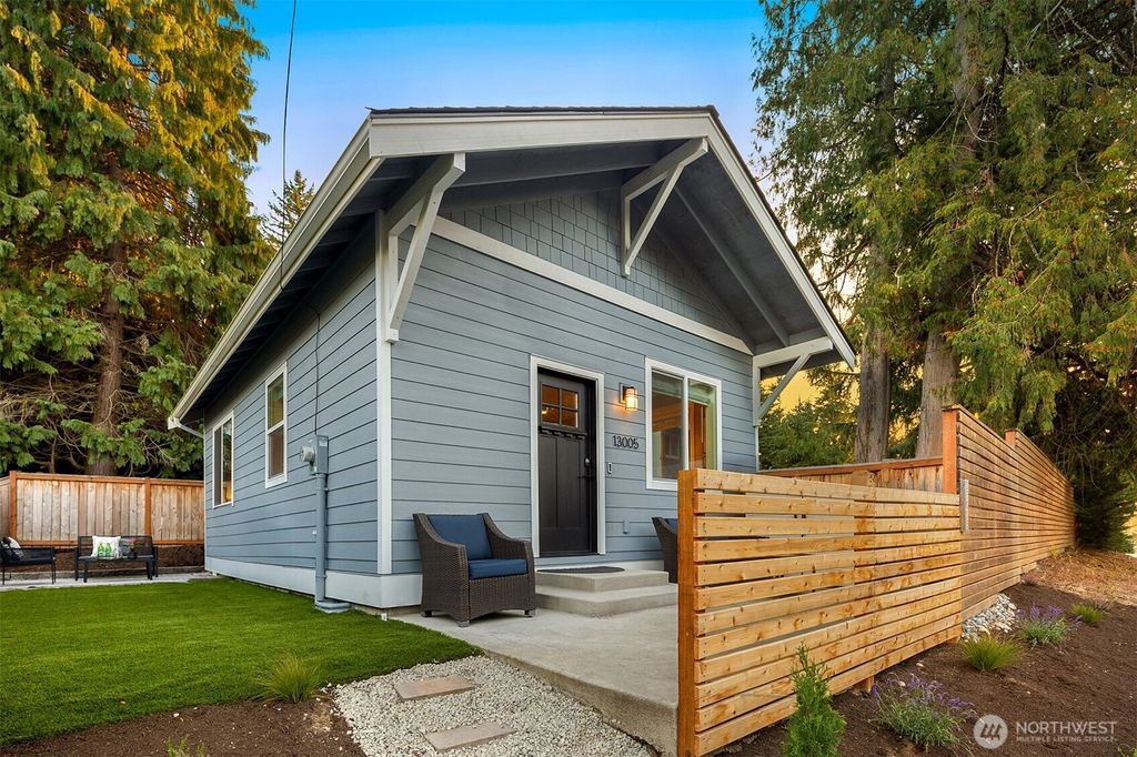 Photo of 13005 NE 73rd Street #2, Kirkland, WA 98033 (MLS # 2440689)