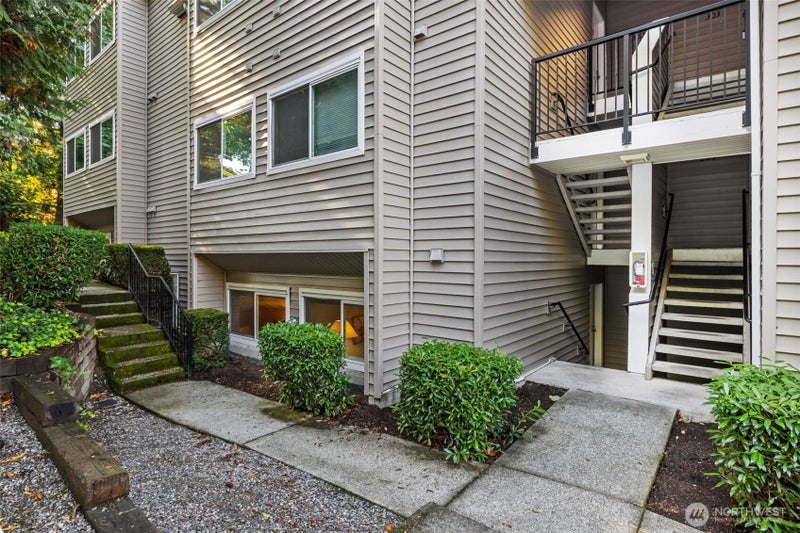 12044 100th Avenue NE H102