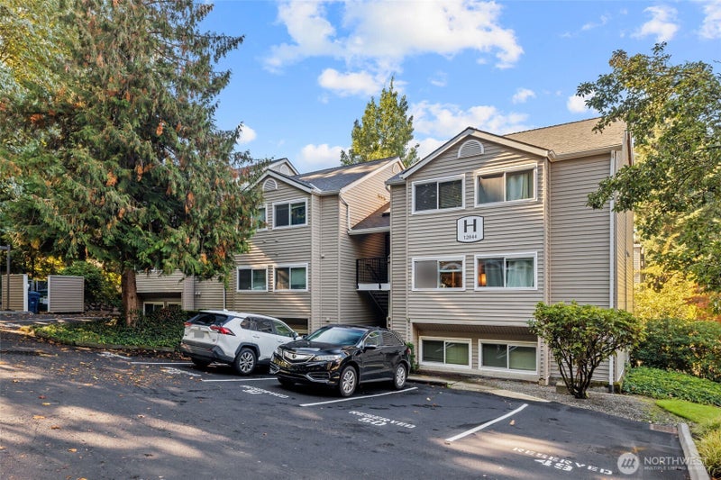 12044 100th Avenue NE H102