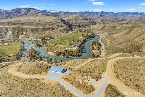 Photo of 2 Island View Lane, Methow, WA 98834 (MLS # 2492343)
